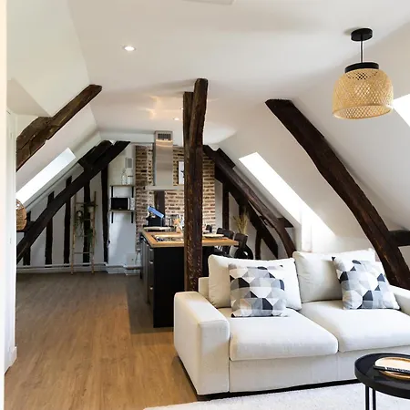 Quartier Historique טור